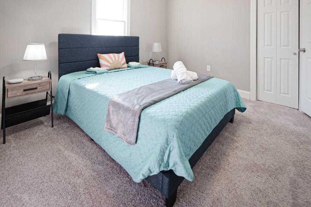 Delightful airy remodeled 1 1 Elsas